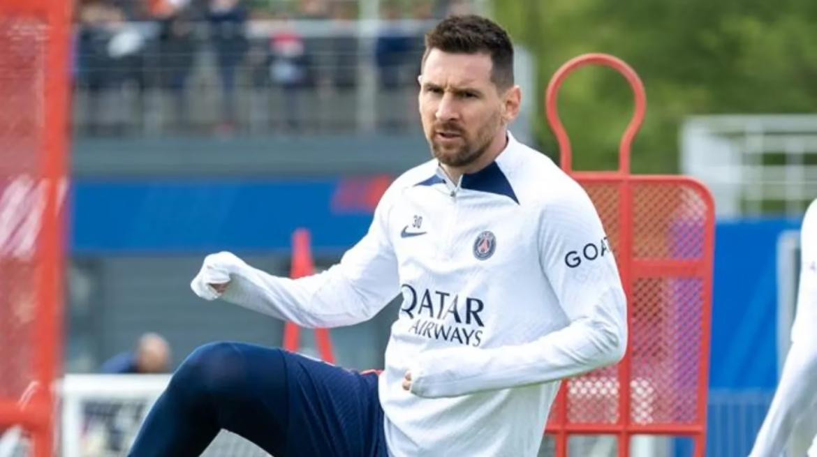 Messi volvió a entrenarse con el PSG tras su enigmático viaje a Barcelona
