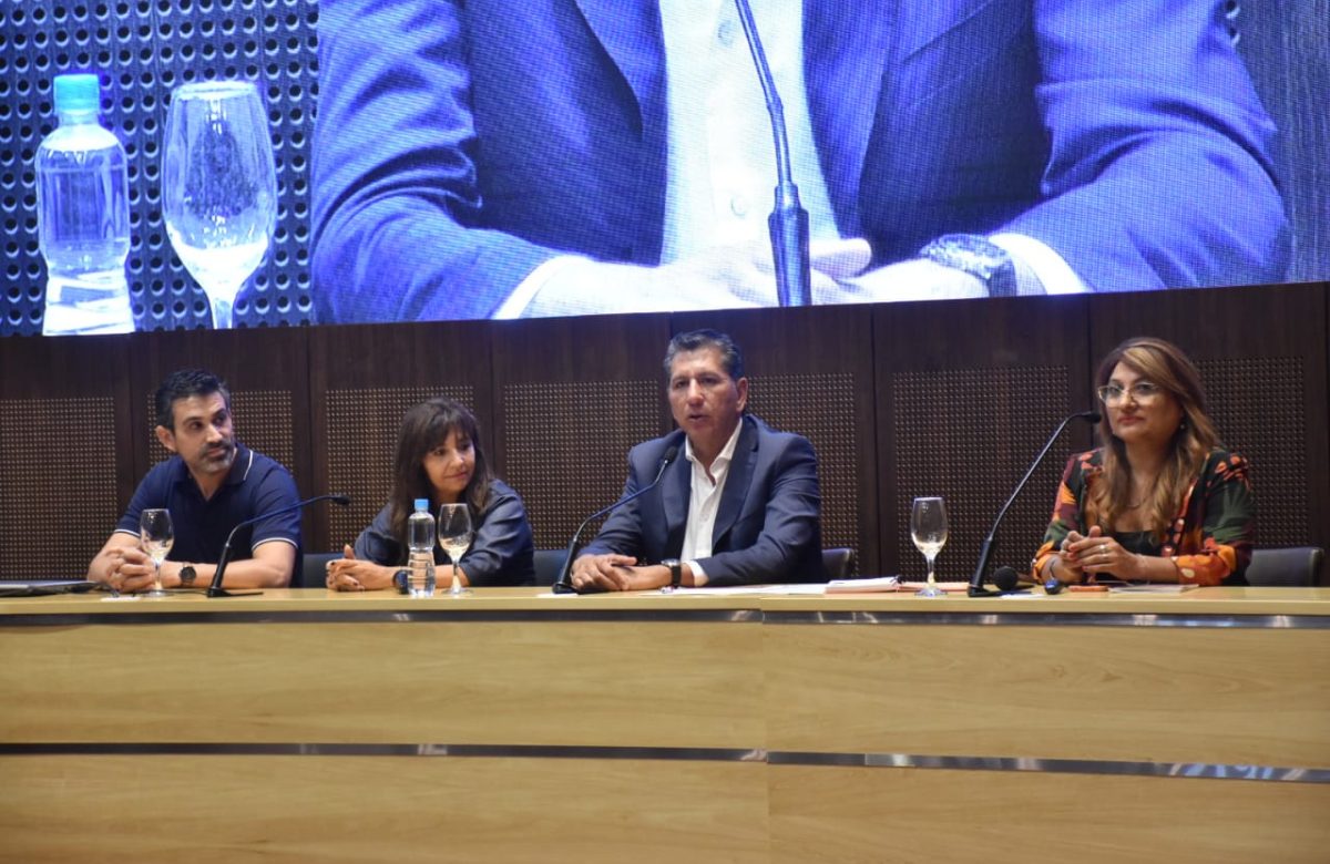 Capacitan a emprendedores para ser exitosos