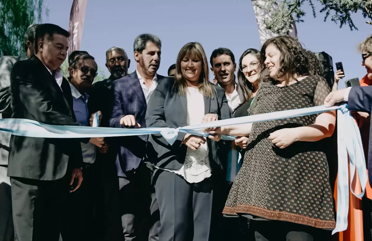 Sergio Uñac, Carla Vizzotti hospital San Roque, Jáchal