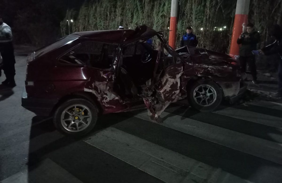 Chimbas: un auto venía zigzagueando, se cruzó de carril e impactó de lleno con una camioneta
