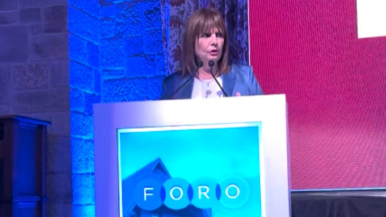 Foro Llao Llao: Bullrich develó su plan anti-inflacionario