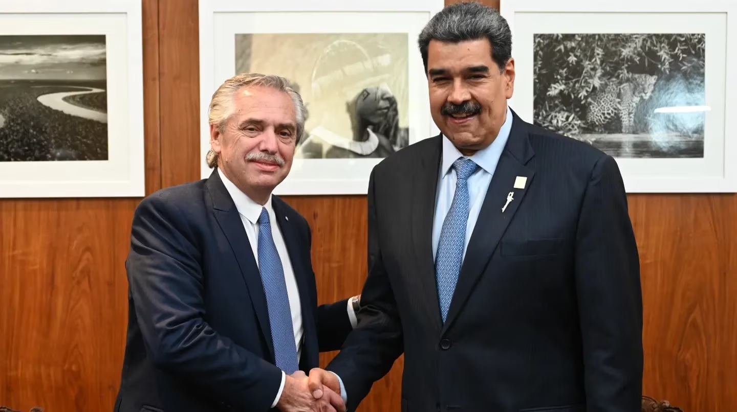 Alberto Fernández se reunió con Nicolás Maduro: «Los hermanos sean unidos»