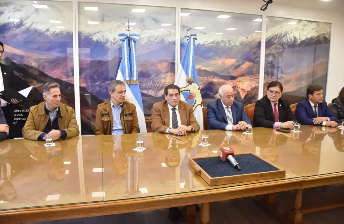 El presidente de la Corte de Justicia Guillermo De Santcis