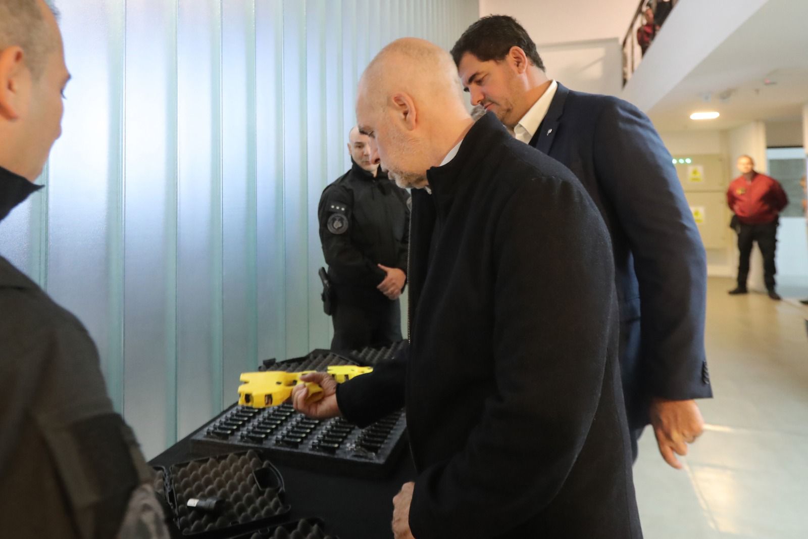 Rodríguez Larreta anunció que en junio comienzan a funcionar las pistolas Taser