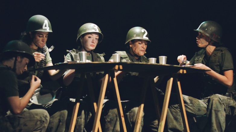 “Pero estás del otro lado”, la comedia trágica que viene desde Buenos Aires al TB