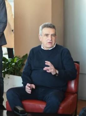 «No me van a sacar una palabra de eso, tenemos respeto por los compañeros»
