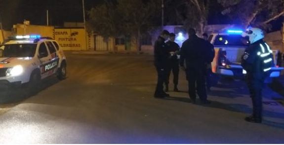 Motochorros balearon a policía