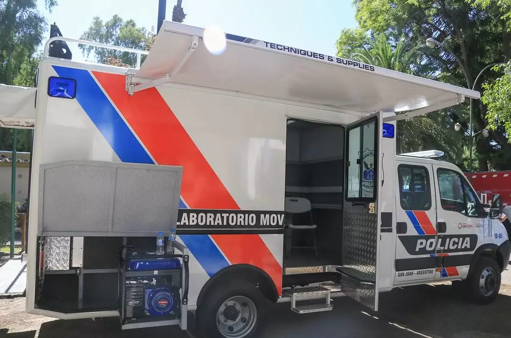 «Antes de terminar la gestión trataremos de dejar operativo todo el equipamiento para la Policía»
