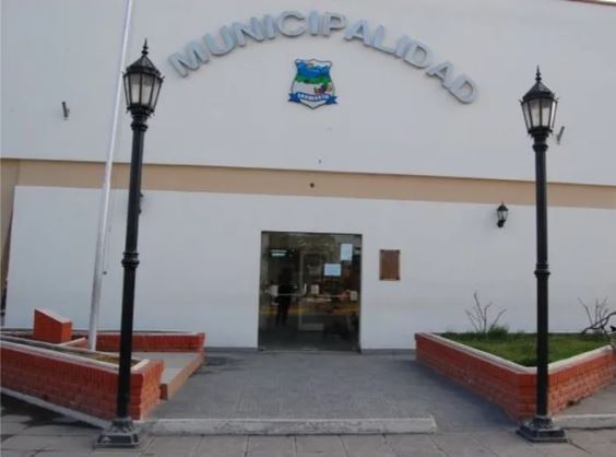 El intendente de Sarmiento y sus funcionarios deben restituir más de $4 millones a la Comuna
