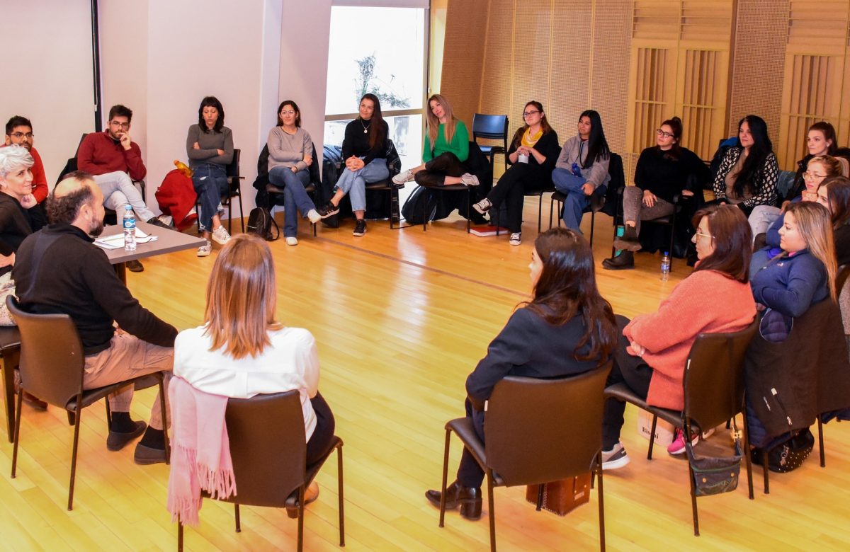 Comenzó la formación de canto popular