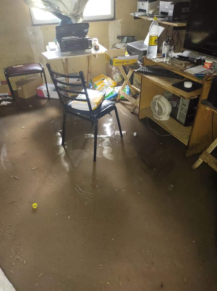 Casas inundadas en Chimbas por el desborde de un canal