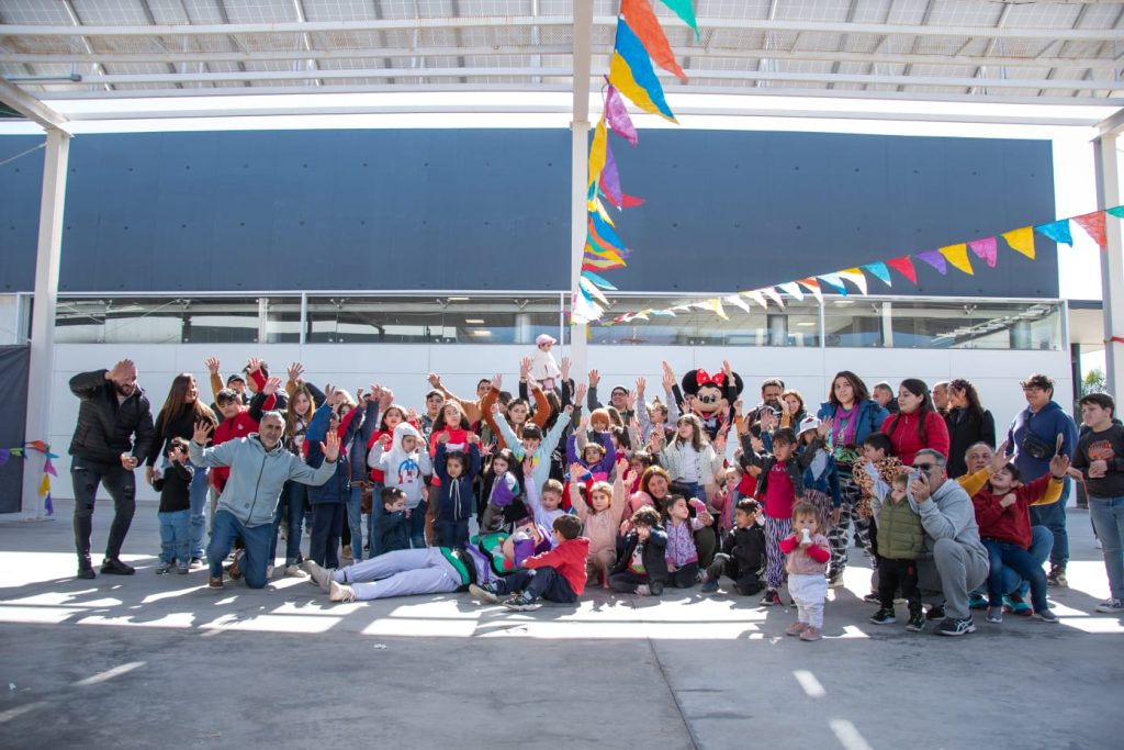 Mas de 100 chicos y sus familias participaron del festejo del mes de la Infancia en señor González