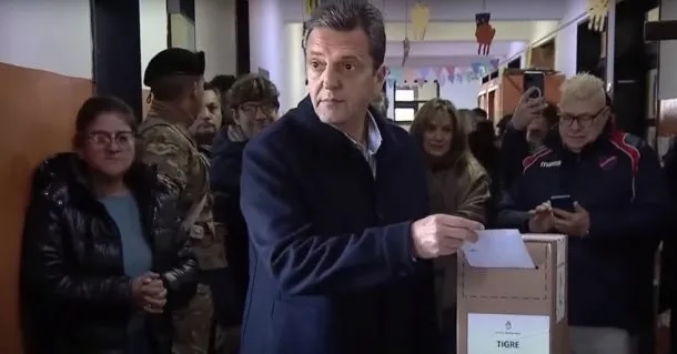 Massa pidió que la gente vaya a votar