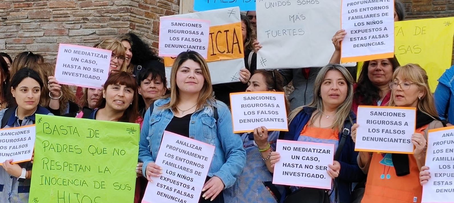 La docente del ENI N° 76 llevará ante la justicia a sus denunciantes