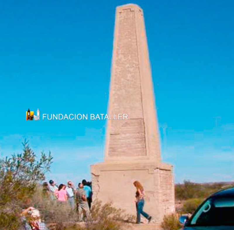 El monolito que recuerda a Myriam Stefford