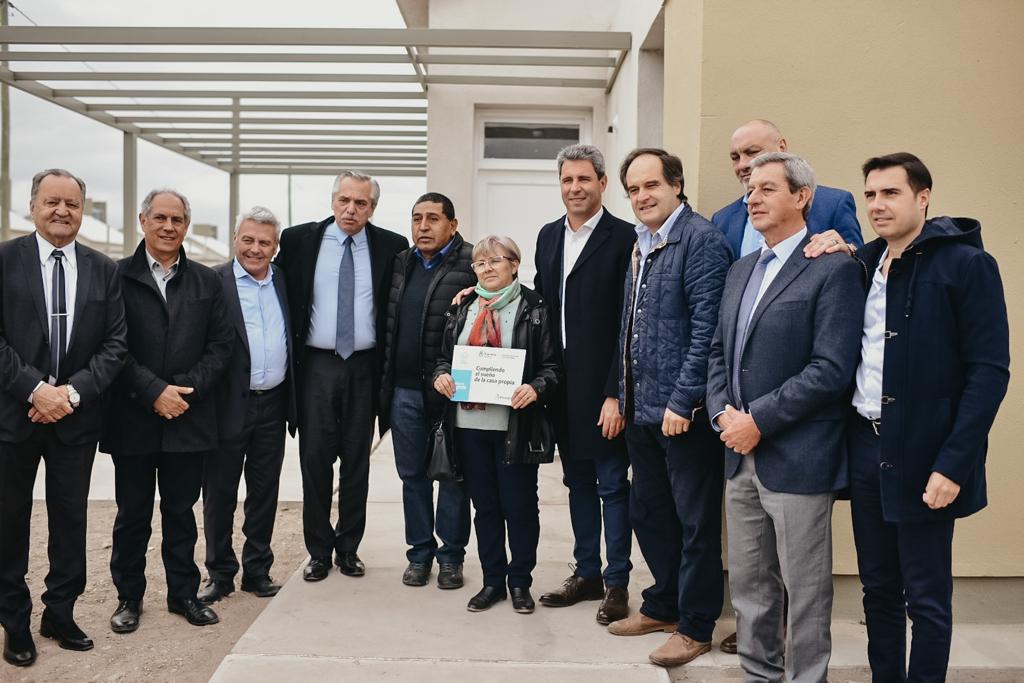 El presidente Alberto Fernández junto al gobernador Sergio Uñac