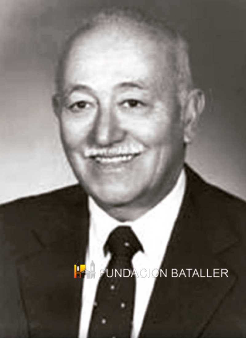 Cuando el ingeniero Millán asumió como primer rector de la UNSJ
