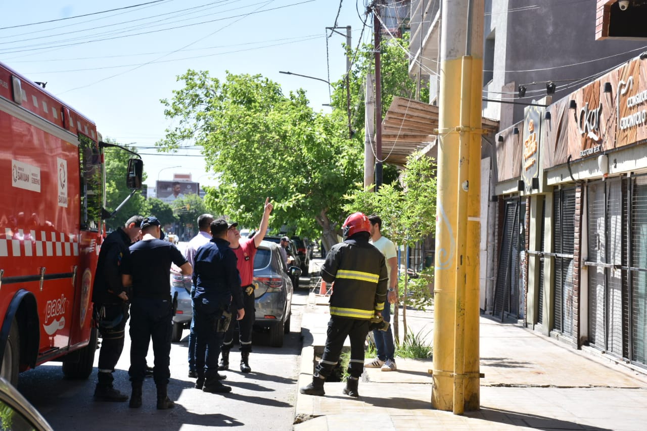 Trabajador de telefónica resultó herido por descarga eléctrica