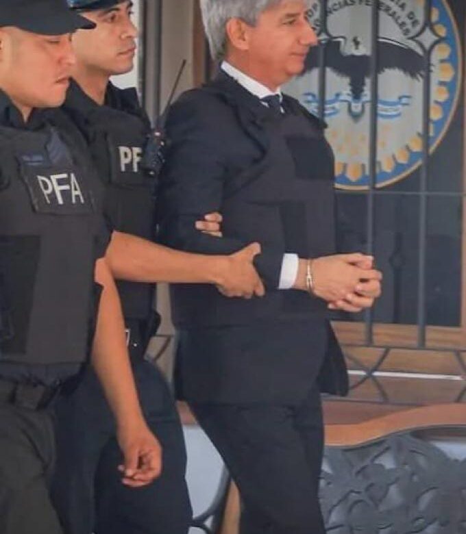 El juez federal de Mendoza, Walter Bento, fue destituido y detenido por mal desempeño