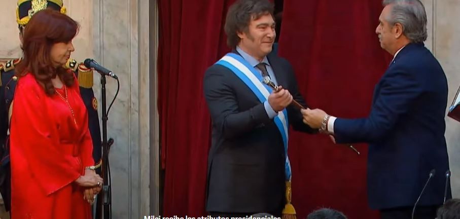 Con su jura ante la Asamblea Legislativa, Javier Milei es el nuevo Presidente de la Nación