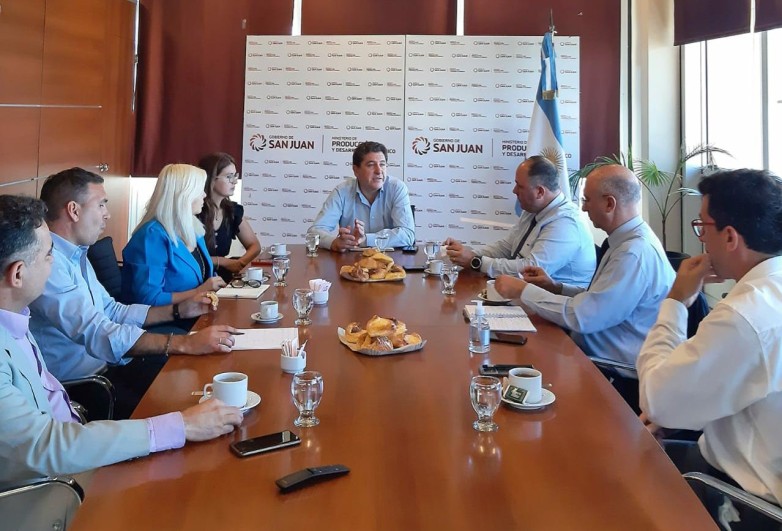 El Ministerio de Producción, Trabajo e Innovación tuvo su primera reunión de Gabinete