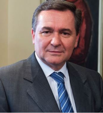 Alberto Hensel fue designado en el IPEEM