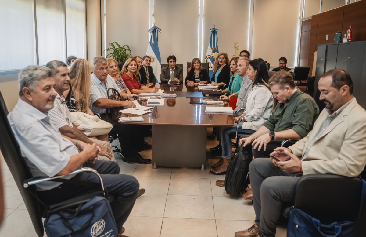 «Buscamos llegar a un acuerdo para comenzar el 4 de marzo las clases»