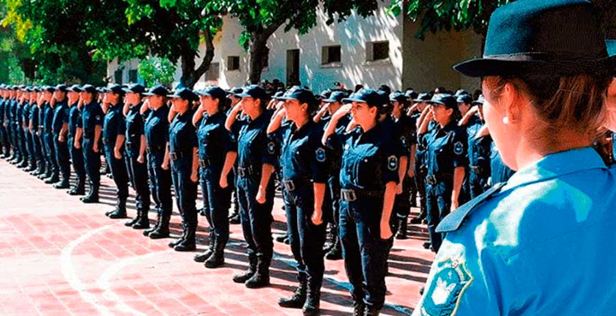 ¿Formación policial o subsidio encubierto?