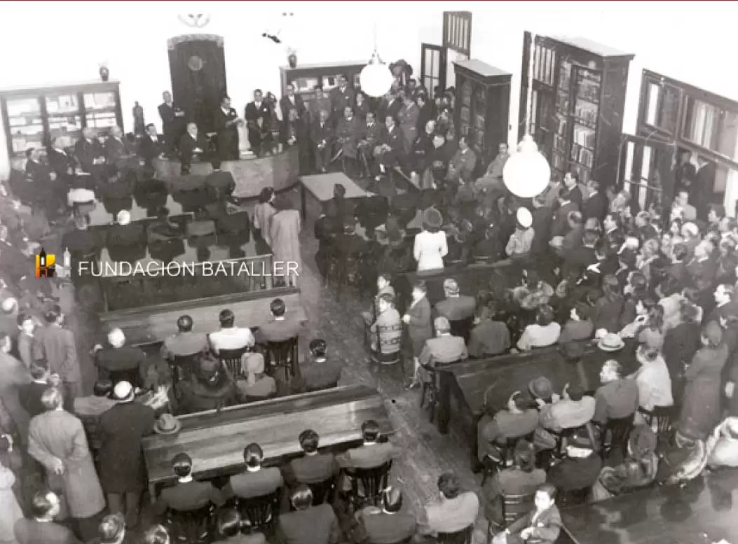 Inauguración de un antiguo edificio de la Biblioteca Franklin