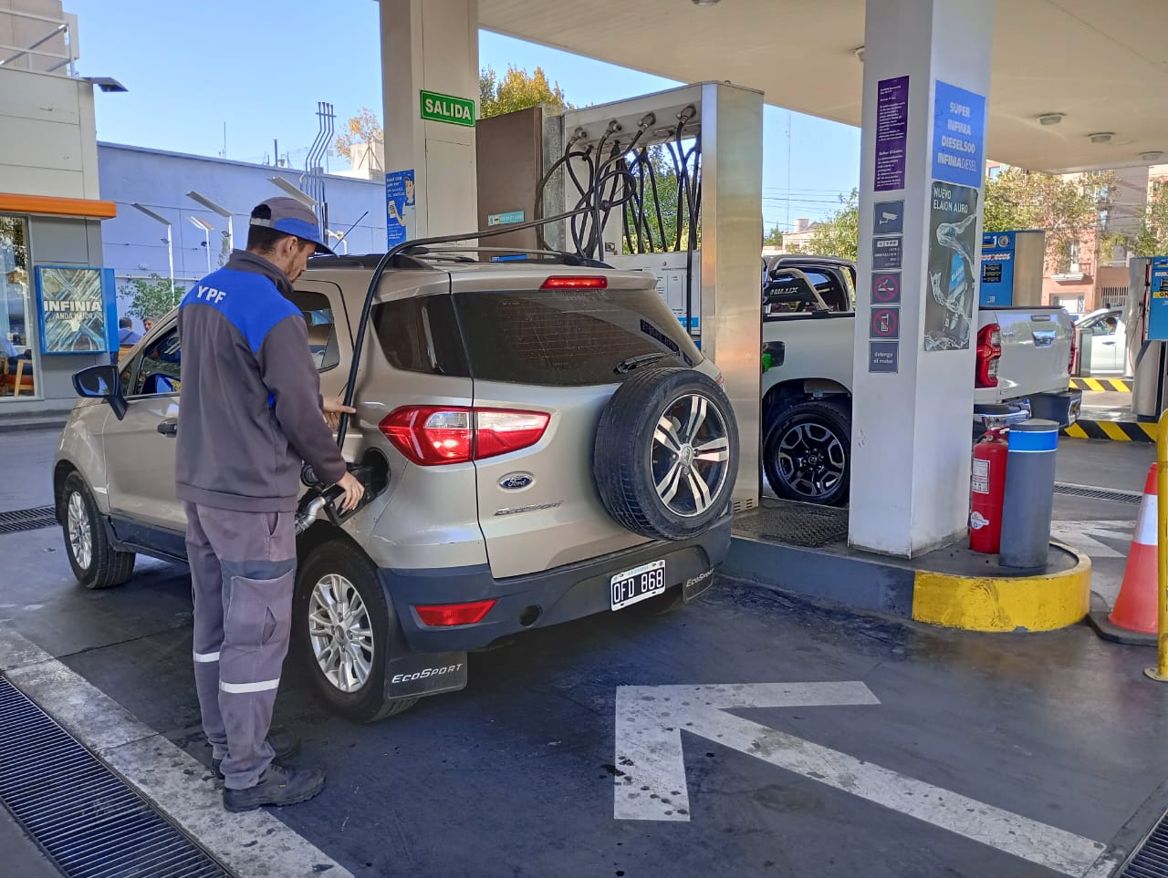 La nafta y el gasoil vuelven a subir a partir de noviembre: será de un 4%