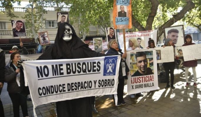 Reclamo de familias de víctimas de siniestros viales