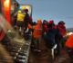 Rescataron a 16 mineros que quedaron varados en el campamento por la nieve