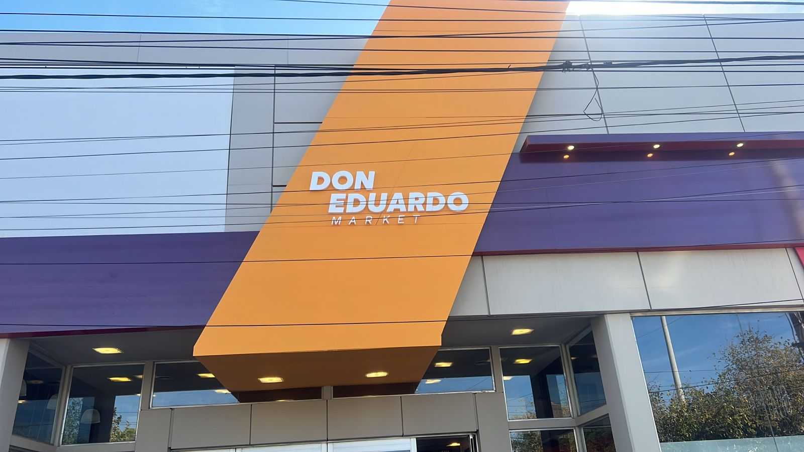 Mañana abre sus puertas Don Eduardo Market, en la Avenida Central ...