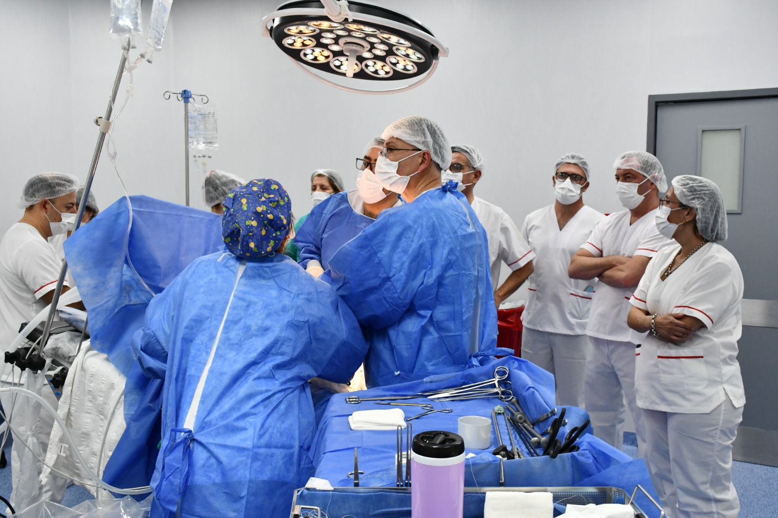 Se realizó con éxito la primera cirugía laparoscópica en el Hospital San Roque