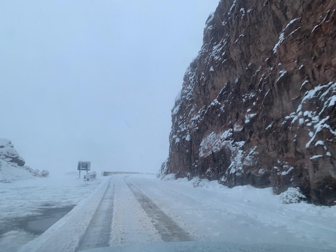 La lluvia y nieve complica el tránsito, recomiendan circular con precaución