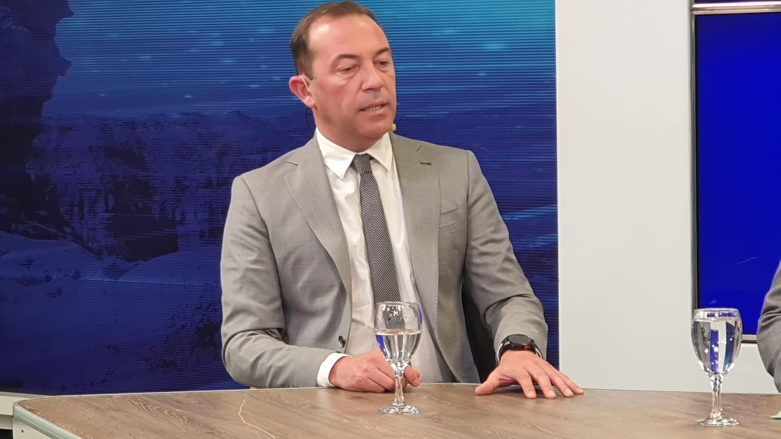 Salud anunció un aumento del 10% para el personal crítico