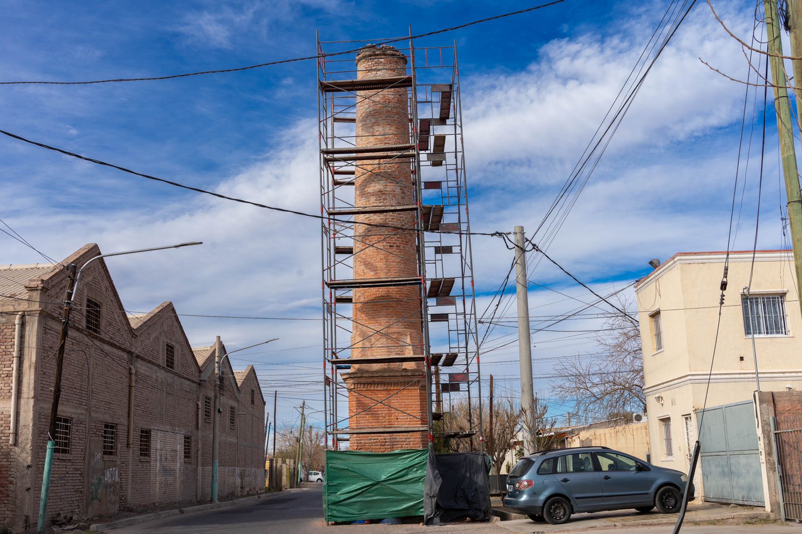 Rivadavia: avanzan las obras en arterias principales y la preservación de una estructura histórica