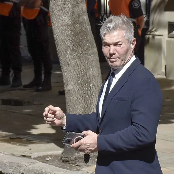 Burlando sobre la investigación del caso Loan: «Es un verdadero fracaso»