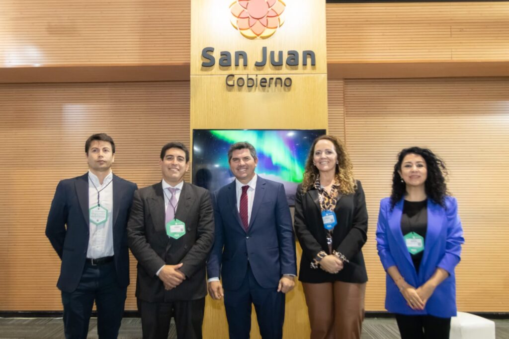 funcionarios orrego turismo nacion