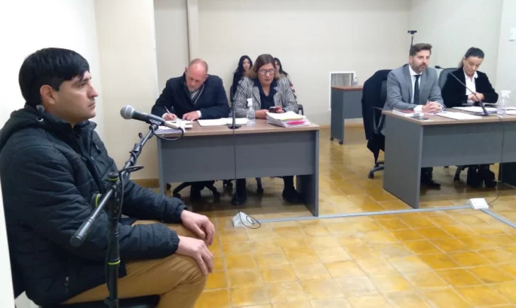 Profesor condenado por grooming tras ofrecer aprobar a alumnas a cambio de favores sexuales