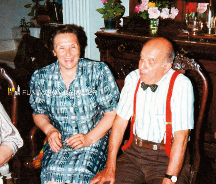 Dos investigadores