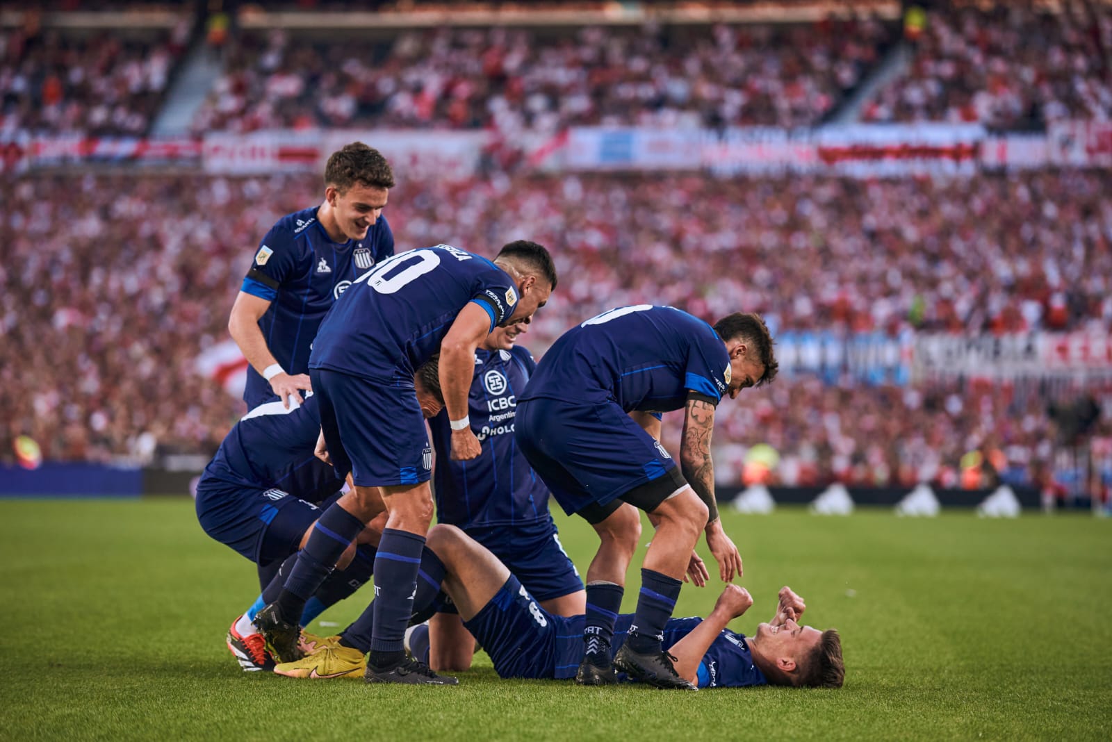 Liga Profesional: Talleres le ganó a River en el Monumental