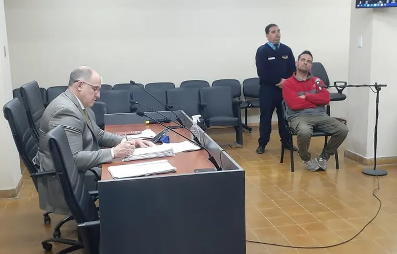 Carpintero acusado de estafa tendrá que devolver $2.500.000 a sus exclientes