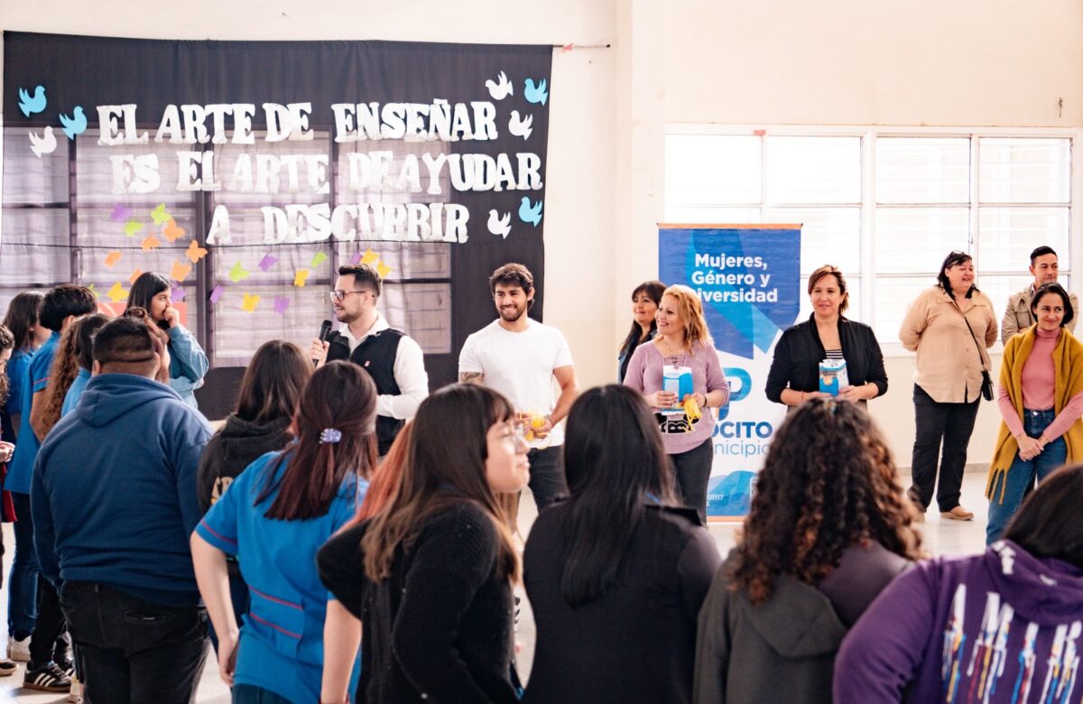 Realizaron una charla sobre «Vínculos Sanos» con estudiantes secundarios de Pocito