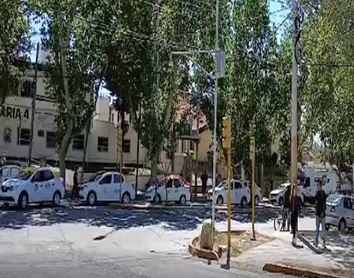Taxistas se reclamaron nuevamente contra el servicio UBER