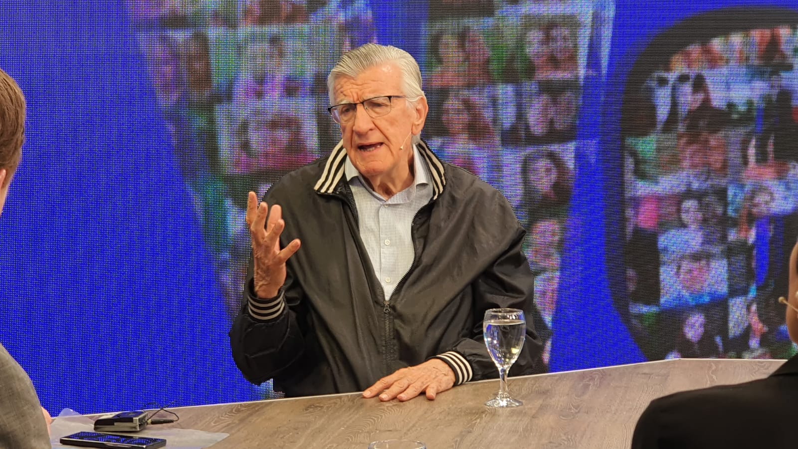 José Luis Gioja ya tiene un nuevo marcapasos y espera que mañana reciba el alta médica