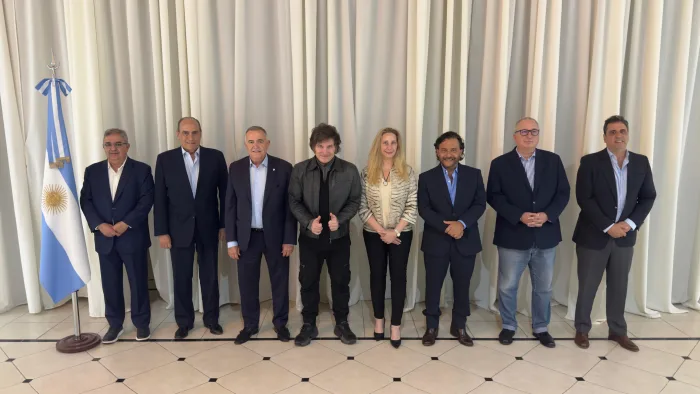 El Presidente cenó en Olivos con los gobernadores del PJ que ayudaron a sostener el veto al Financiamiento Universitario