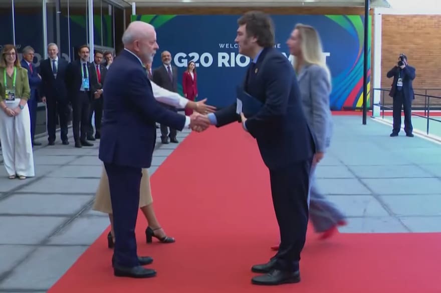 El frío saludo de Milei y Lula, que no planean tener una bilateral durante el G20
