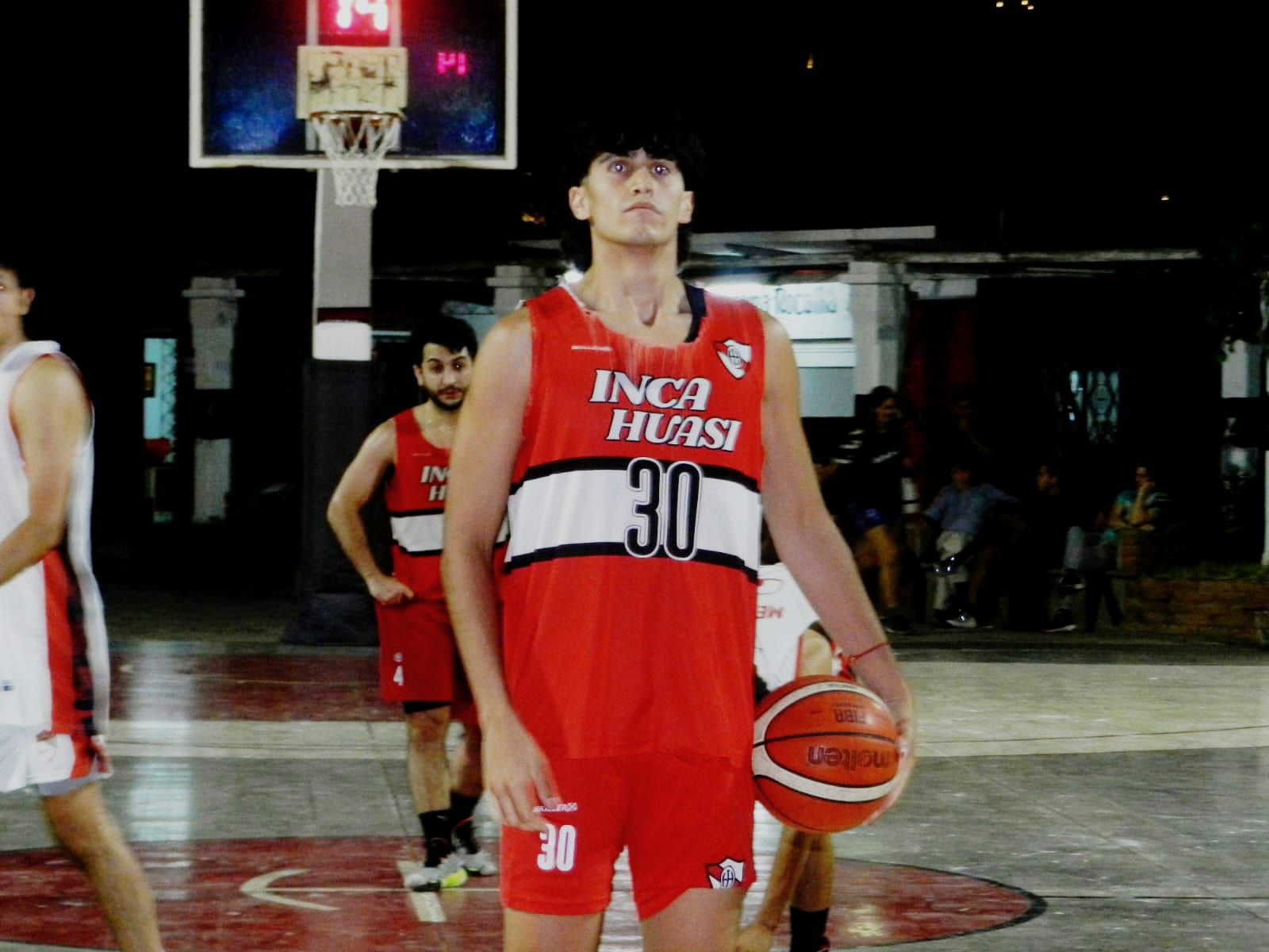 Básquet: Comienza la final