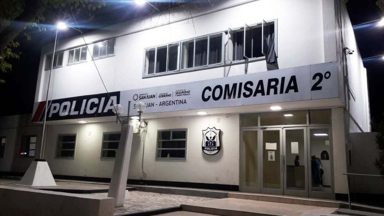 Le robaron la casa mientras festejaba Año Nuevo en Capital